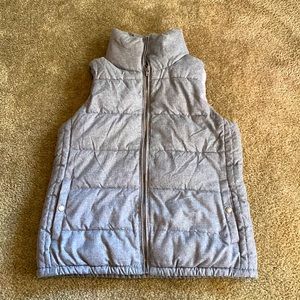 Old Navy Gray Puffer Vest, Size M